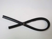 УПЛОТНИТЕЛЬ ДВЕРИ