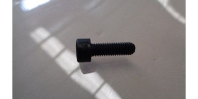 Винт M5x16
