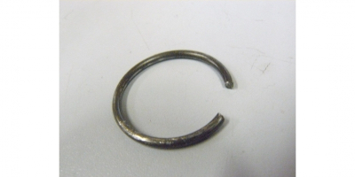 Кольцо стопорное разрезное