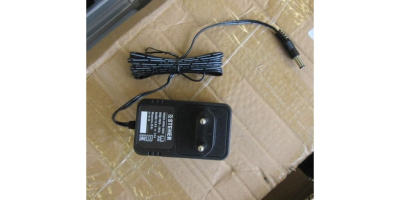 Зарядное устройство 12 В, 1.3 А