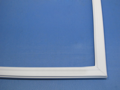 УПЛОТНИТЕЛЬ ДВЕРИ